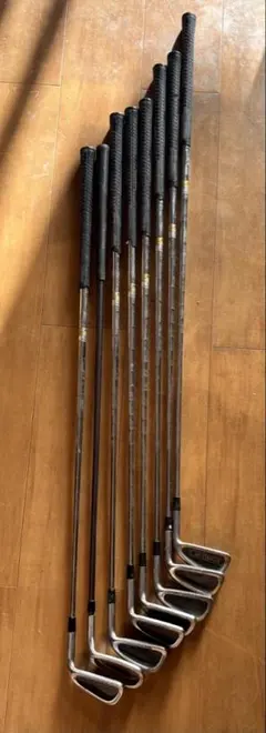 ゴルフクラブ　8本セット