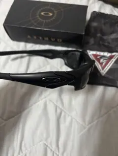 OAKLEY サングラス io着用