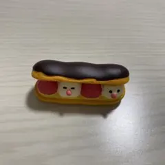 DECOLE デコレ　コンコンブル　いちごチョコエクレア