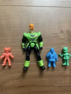 ドラゴンボール 人造人間16号　トランクス　天津飯　ブルマ