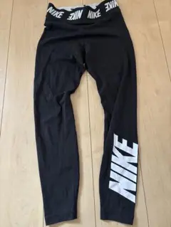 Nike ブラック レギンス