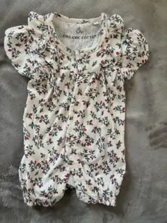 新品未使用品⭐︎バースデイ⭐︎オーガニックコットン 花柄ロンパース 50-60cm