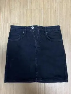 ブラック　デニム　タイトスカート　無地