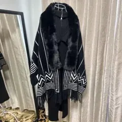 【美品】ファー付きストライプポンチョカーディガン ゆったり エレガント