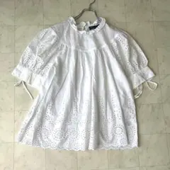 Item thumbnail for item 2d9d71eb-1610-4d77-8bde-8c5dfa70a80e