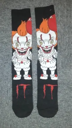 IT ペニーワイズ 靴下