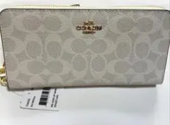 【新品未使用】COACH 長財布 (ホワイト／シグネチャー柄)