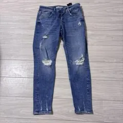 ZARA ダメージ加工 ライトブルースキニージーンズ