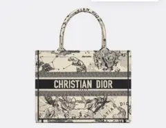Dior ブックトート ミディアム Dior Zodiac エンブロイダリー