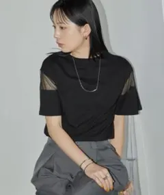 美品✨アントマリーズ 半袖 シアー切り替えハーフスリーブTシャツ レディースのサムネイル