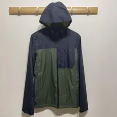 MOUNTAIN HARDWEAR マウンテンパーカー ネイビーとオリーブ