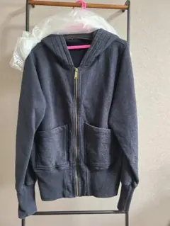 Item thumbnail for item 52aa247f-9b0d-4248-820b-ed18cb4f385f