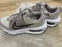 Item thumbnail for item 3842c934-bd23-4842-9511-60e5501e0249