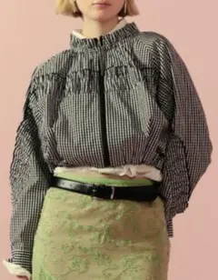 LILY BROWN UVサッカーエンボスフリルブルゾン/UVカットのサムネイル