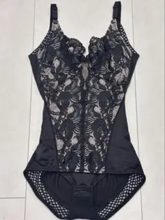 マルコ　D70M 極美品　カリーユ　ボディスーツ　ヒップアップ　くびれ　美胸 2025年最新】マルコ カリーユの人気アイテム - メルカリ