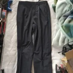 ユニクロ タックテーパードパンツ ワイドフィット ブラック Mサイズ 76-84