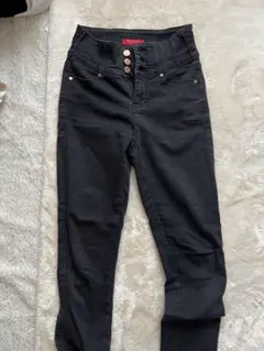 GUESS ハイウエストスキニーデニム