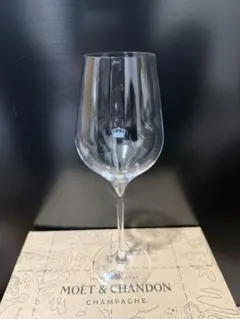 MOËT & CHANDON ワイングラス 王冠ロゴ入り