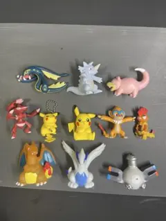 ポケットモンスター　ミニフィギュア　ミニソフビ　指人形　ポケモン　11体