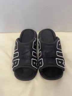 NIKE エアモアアップテンポ　サンダル