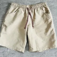イグニオ　ハーフパンツ　ベージュ　Sサイズ