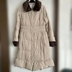 ローラアシュレイ　ファー付きベージュロングダウンコート　9号のサムネイル