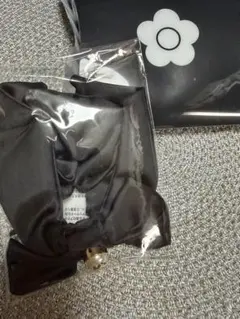 MARY QUANT マリークワント シュシュ パール デイジー