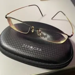 ゼログラ ZEROGRA ZEG-C01マットブラック ZEROGRA（ゼログラ）｜超軽量の極み、掛けているのに掛けていない