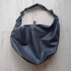 ヴィータフェリーチェ　ショルダーバッグ