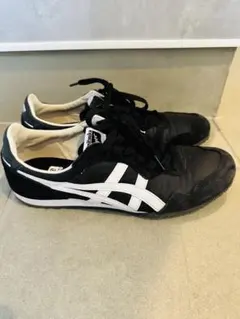 オニツカタイガー　セラーノSERRANOブラック ホワイト スニーカー25センチ