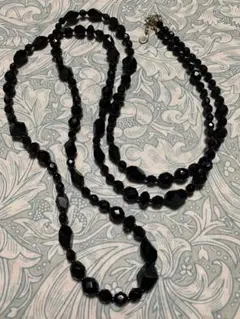 Epoca 黒いカットグラスロングネックレス