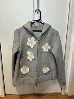 YU様専用★Chesty チェスティ フラワービジュ ジップアップパーカーのサムネイル