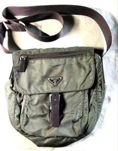 PRADA オリーブグリーン ショルダーバッグ