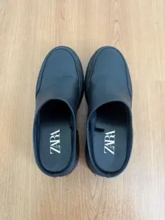 ZARA ブラック サンダル ミュールのサムネイル