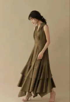 laubeblanc Geometric tiered Dress - メルカリ