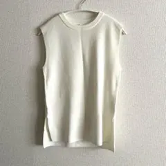 GU ホワイト ノースリーブ リブ編み ベスト