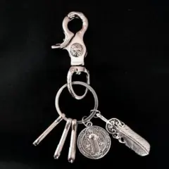 ・真鍮&ステンレス　シルバー　フェザー&コイン　レバー　ブラス　キーリング
