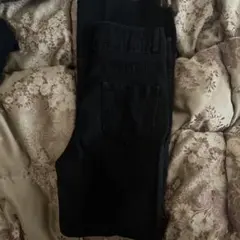 ブラック スキニーパンツ Mサイズ