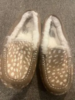 UGG ブラウン ドットパターン モカシン