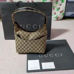 未使用品　GUCCI GGパターン ショルダーバッグ　ショップカード　紙袋付き