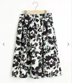 美品 ルクールブラン ひざ丈スカート フレアスカート 花柄 黒 グリーン 上品