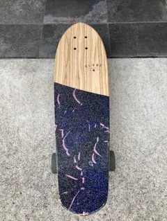 GLOBE スケートボード 木目 黒 ピンク
