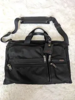 TUMI ビジネスバッグのサムネイル
