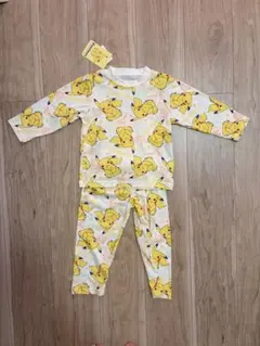 ピカチュウ　パジャマ　上下セット　95 新品