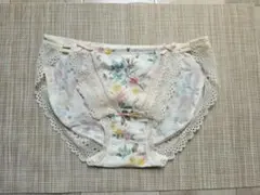 KID BLUE　新品　未使用　Mサイズ　ショーツ　キッドブルー　花柄プリントのサムネイル
