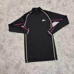 FILA トレーニング用ハイネックトップス