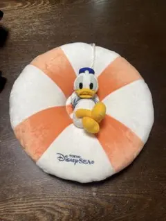 東京ディズニーシー ドナルドダック 浮き輪型クッションのサムネイル