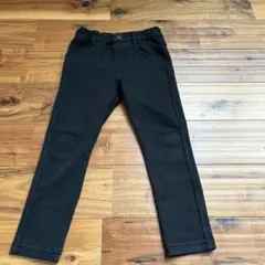 ブラック ストレートパンツ １１０cm