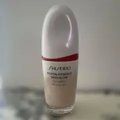 SHISEIDO エッセンススキングロウファンデーション 140