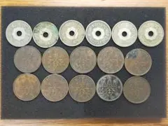 ジ*価様 古銭雑銭銅銭小判などまとめて 桐箱おまけ 古銭近代貨幣穴銭